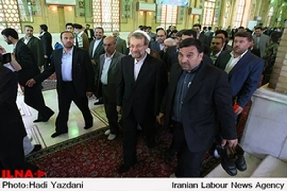 حضور رئیس و نمایندگان مجلس بر مزار شهدای انقلاب و دفاع مقدس