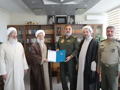 دیدار امیر واحدی با رئیس سازمان عقیدتی سیاسی ارتش 
