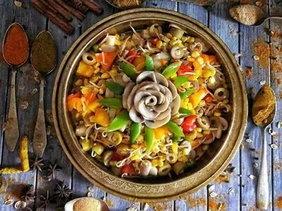 طرز تهیه ترشی یونانی به سبک بازاری