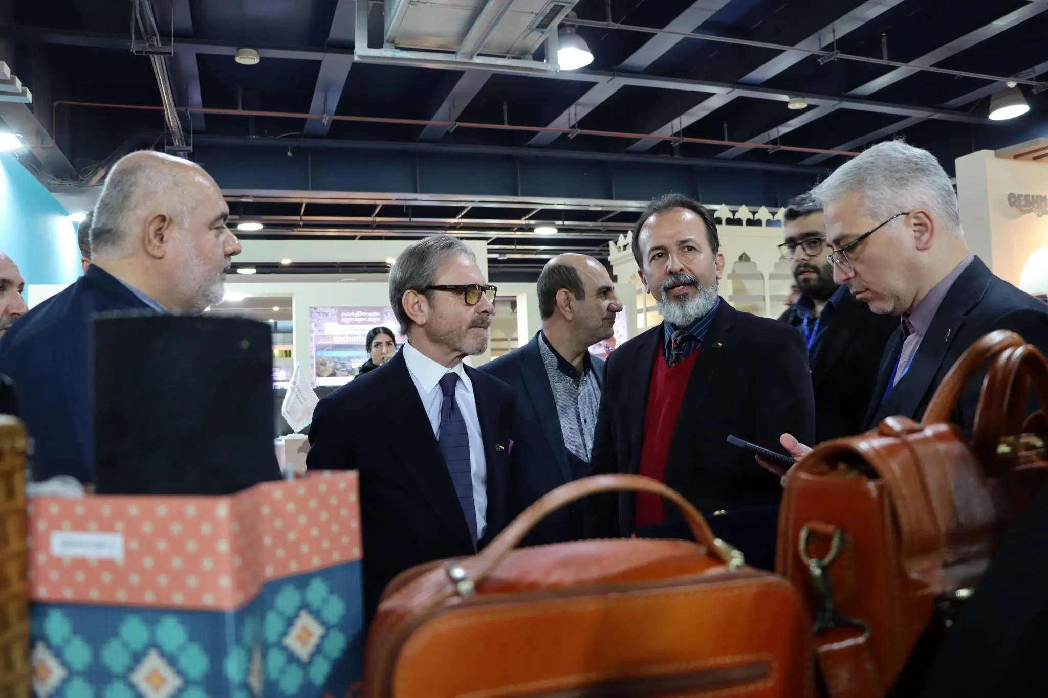 بازدید سفیر برزیل از غرفه اروند در نمایشگاه گردشگری تهران