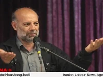 کار بر جامعه بشری حکومت می‌کند / ۳۰ درصد احزاب دنیا به نام کار٬ حکومت می‌کنند