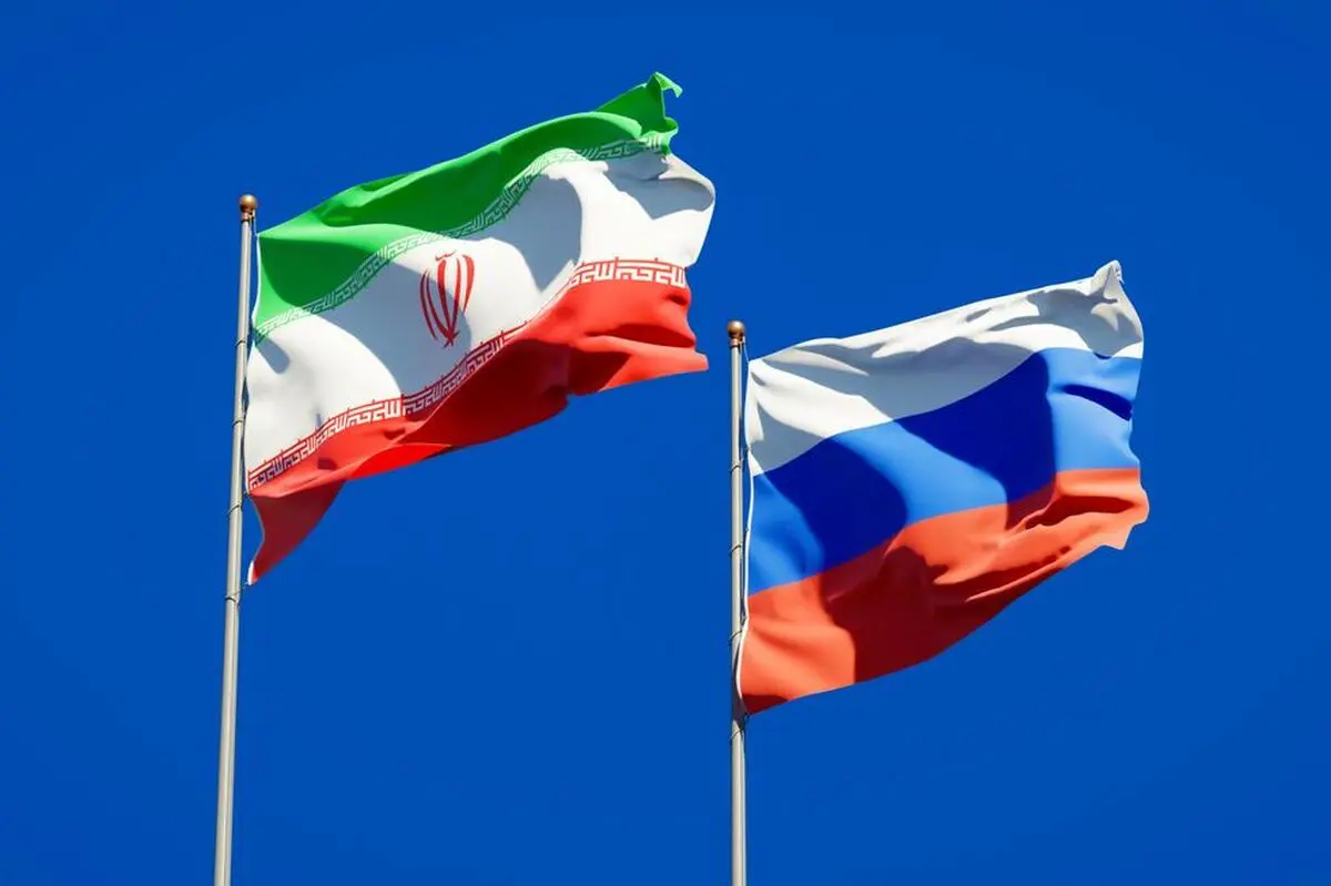 نماینده جمهوری اسلامی ایران در مجمع بین‌المللی روسیه - جهان اسلام سخنرانی می‌کند