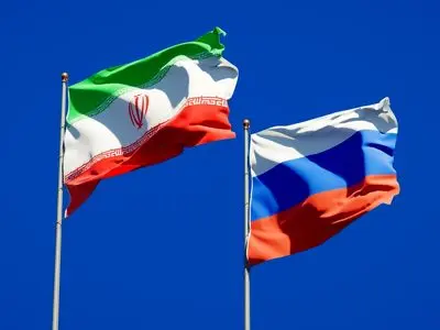 نماینده جمهوری اسلامی ایران در مجمع بین‌المللی روسیه - جهان اسلام سخنرانی می‌کند