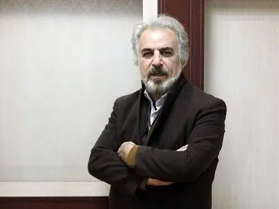 پخش «دفتر یادداشت غزل‌ساز» هم‌زمان با چهلمین روز درگذشت علیرضا غفاری