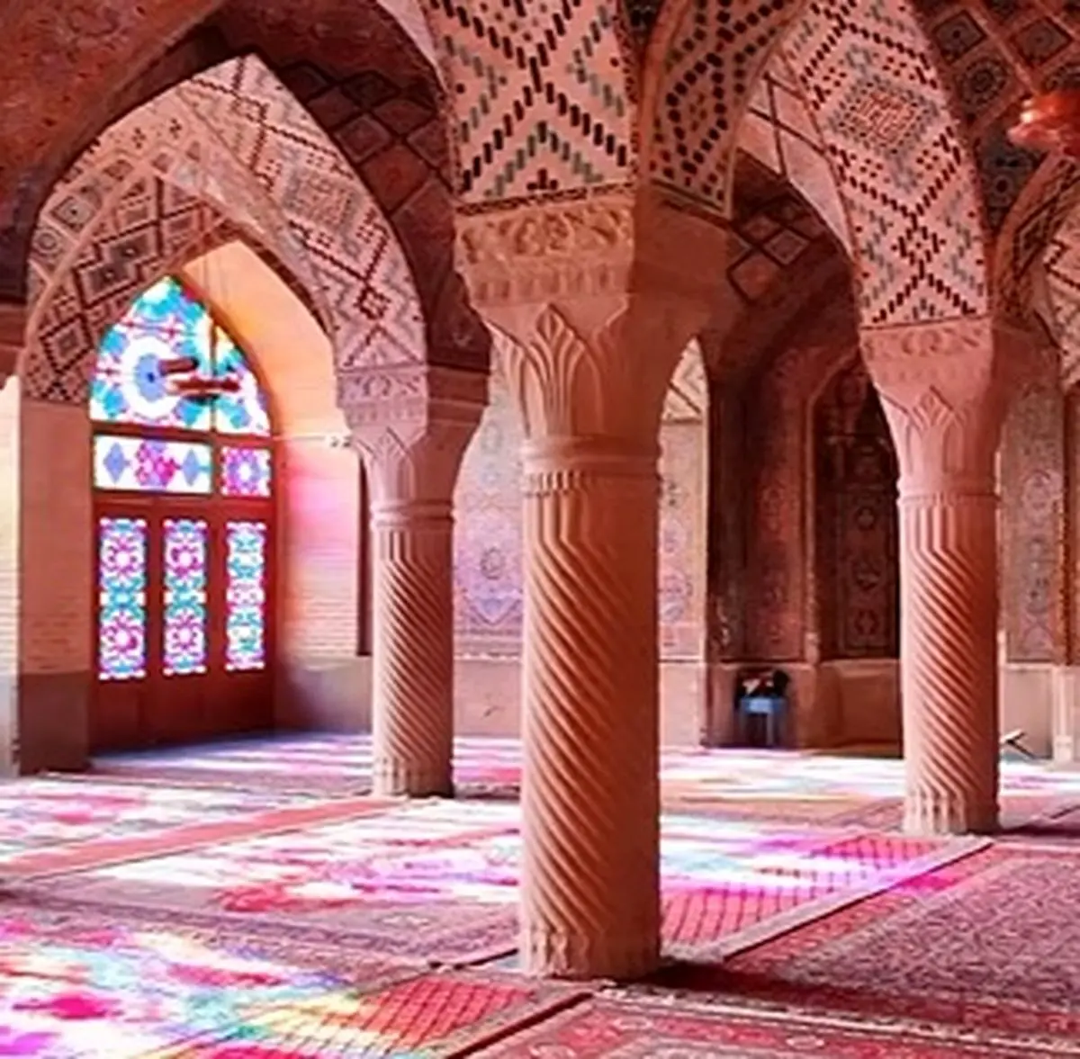 تصاویر فوق العاده زیبا از مسجد نصیرالملک شیراز