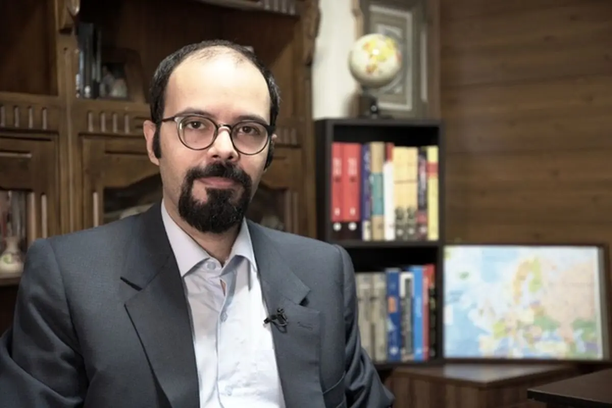 بحران پناهجویان بلاروس و تشدید تنش در اطراف اوکراین/ پایان دوران مرکل/ ظهور «زمور» در فرانسه/ مناقشات در ایرلندشمالی