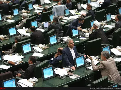 ترکیب کمیسیون‌های برنامه،‌ آموزش، عمران و اقتصادی فردا مشخص می‌شود