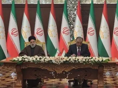 ۱۸ سند همکاری و یک بیانیه مشترک میان ایران و تاجیکستان به امضا رسید