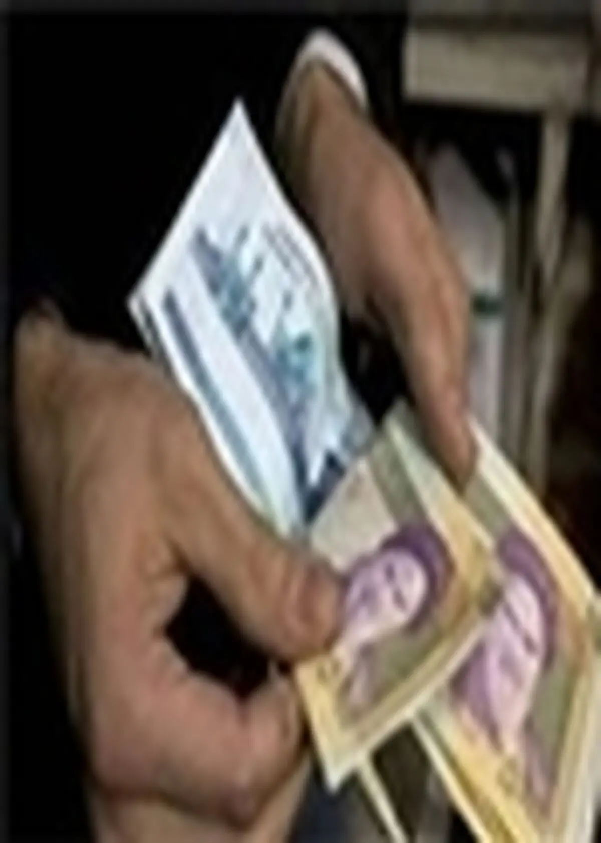 حقوق معوق کارکنان شهرداری کیاسر پرداخت شد