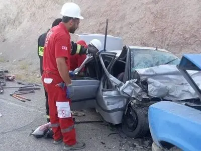 ۲ فوتی و ۶ مصدوم بر اثر تصادف خودرو پژو ۴۰۵ و وانت نیسان 