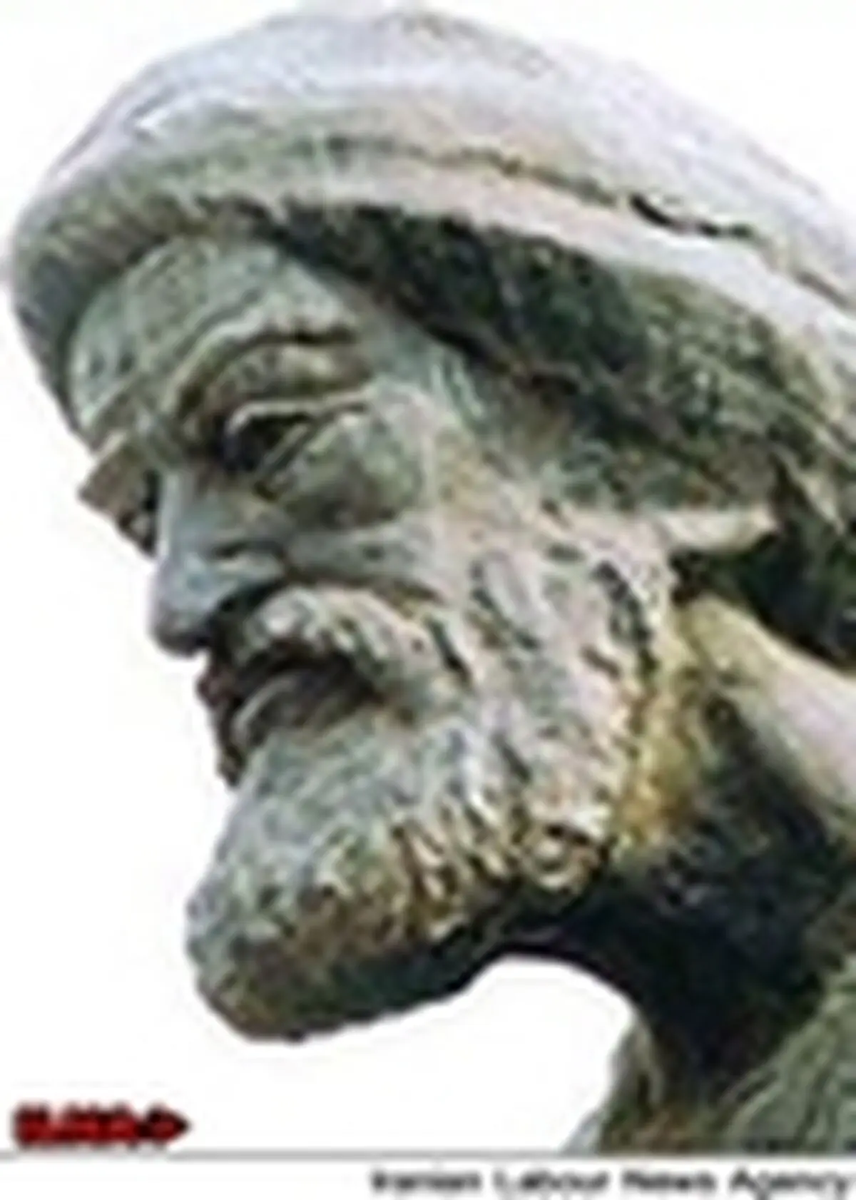 سایه‌ی نامرئی زن در اشعار ناصرخسرو