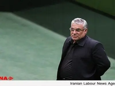 مجلس در انتخاب وزیر علوم، به باج‌خواهی از دولت رسیده است / بدون فکر اصلاح‌طلبانه وزارت علوم موفق نمی شود