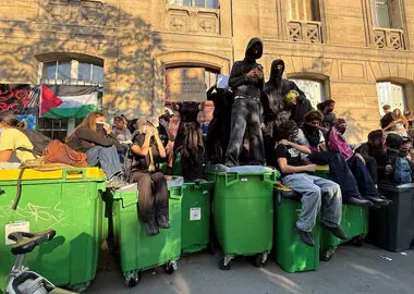اعتراض و اعتصاب فرانسوی‌ها به درگیری با پلیس کشیده شد/ ۴۴۰ بازداشت و ده‌ها زخمی