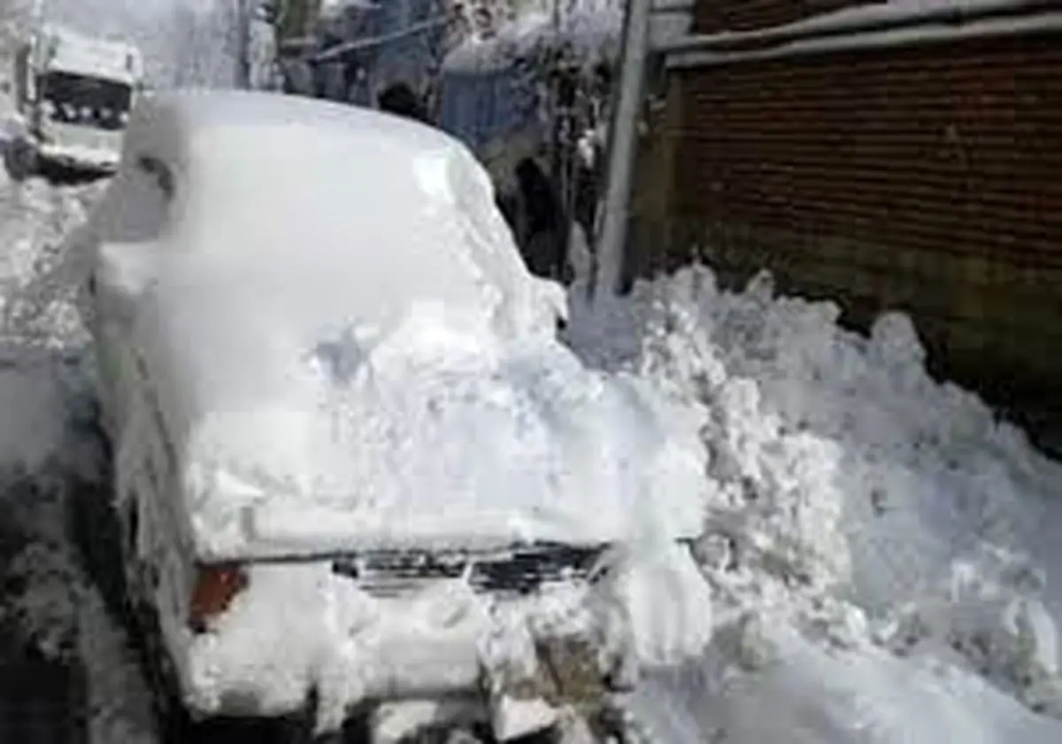 ایده‌ای جالب برای آب‌کردن یخ خودروها در مونترال +فیلم