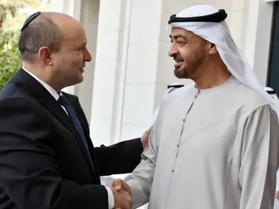 دیدار نخست‌وزیر پیشین ‌رژیم صهیونیستی با رئیس امارات 