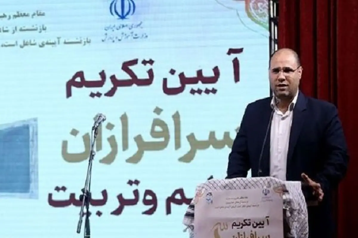صدور احکام بازنشستگان فرهنگی ۱۴۰۱ با اعمال پاداش و رتبه‌بندی؛به زودی