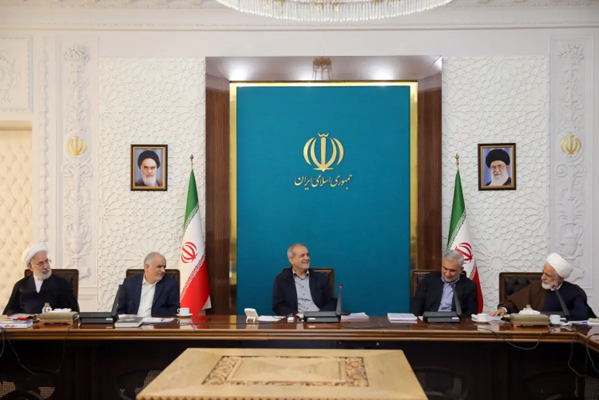 ماموریت‌های دستگاه‌ها در اجرای قانون اساسی با ترتیب اولویت و زمان‌بندی اجرا به آنها ابلاغ شود