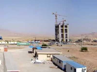 تسریع در ساخت کارخانه «سیمان عمران آریا» اشتغال جوانان را ممکن می‌کند