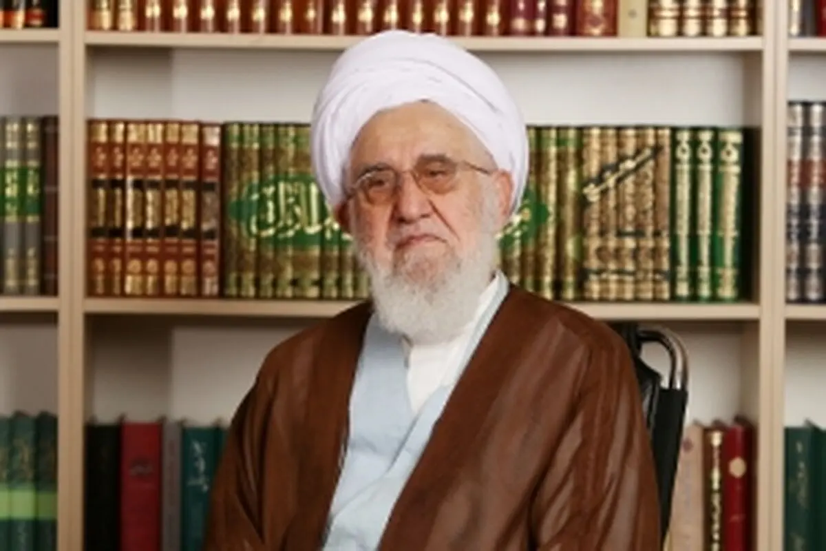 گیلان قطب گردشگری کشور است/انتشار زندگینامه بزرگان دینی گیلان در قالب کتابچه