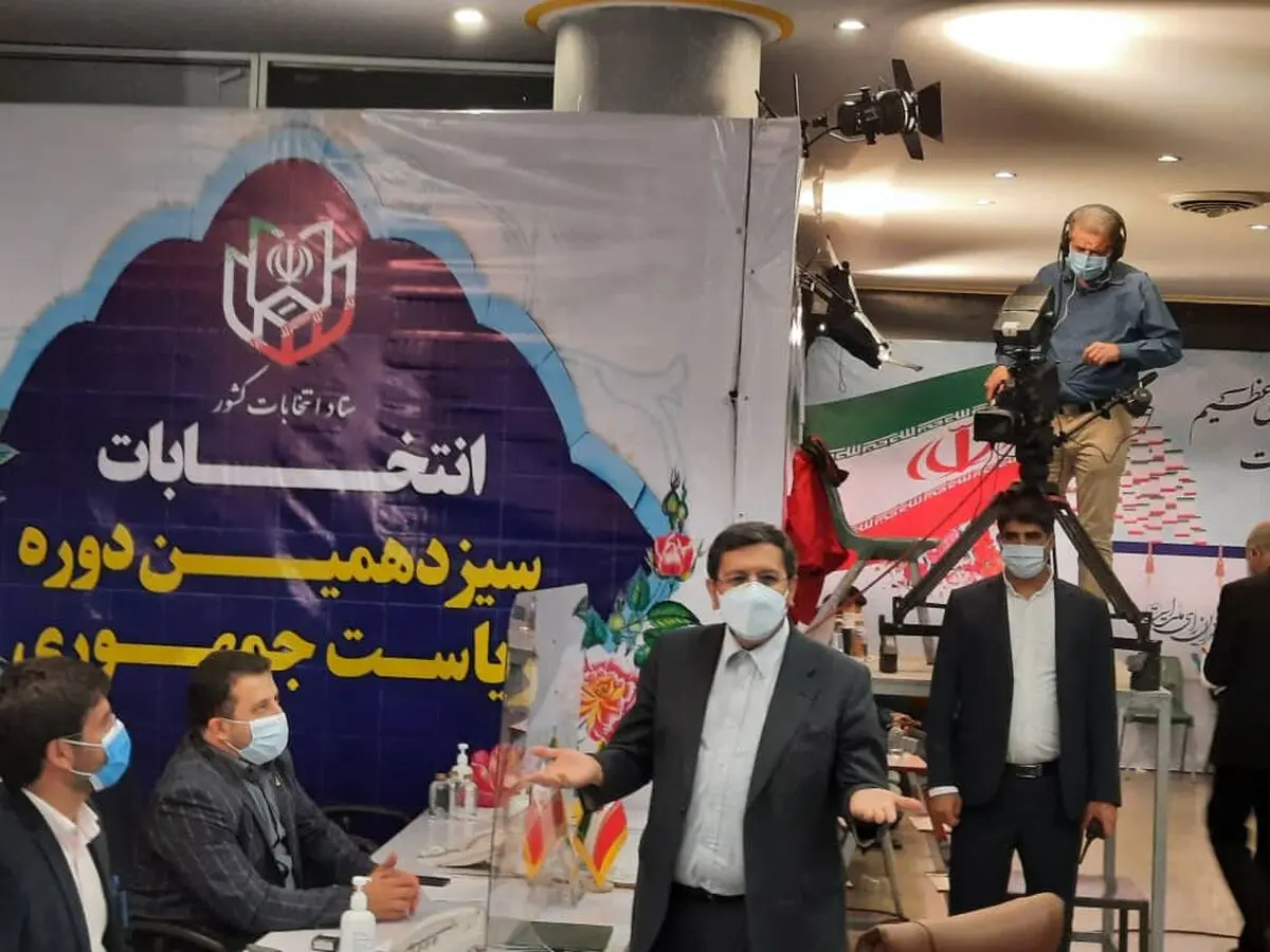 بیانیه انتخاباتی عبدالناصر همتی؛ بدون وابستگی به هیچ حزبی وارد این صحنه می‌شوم
