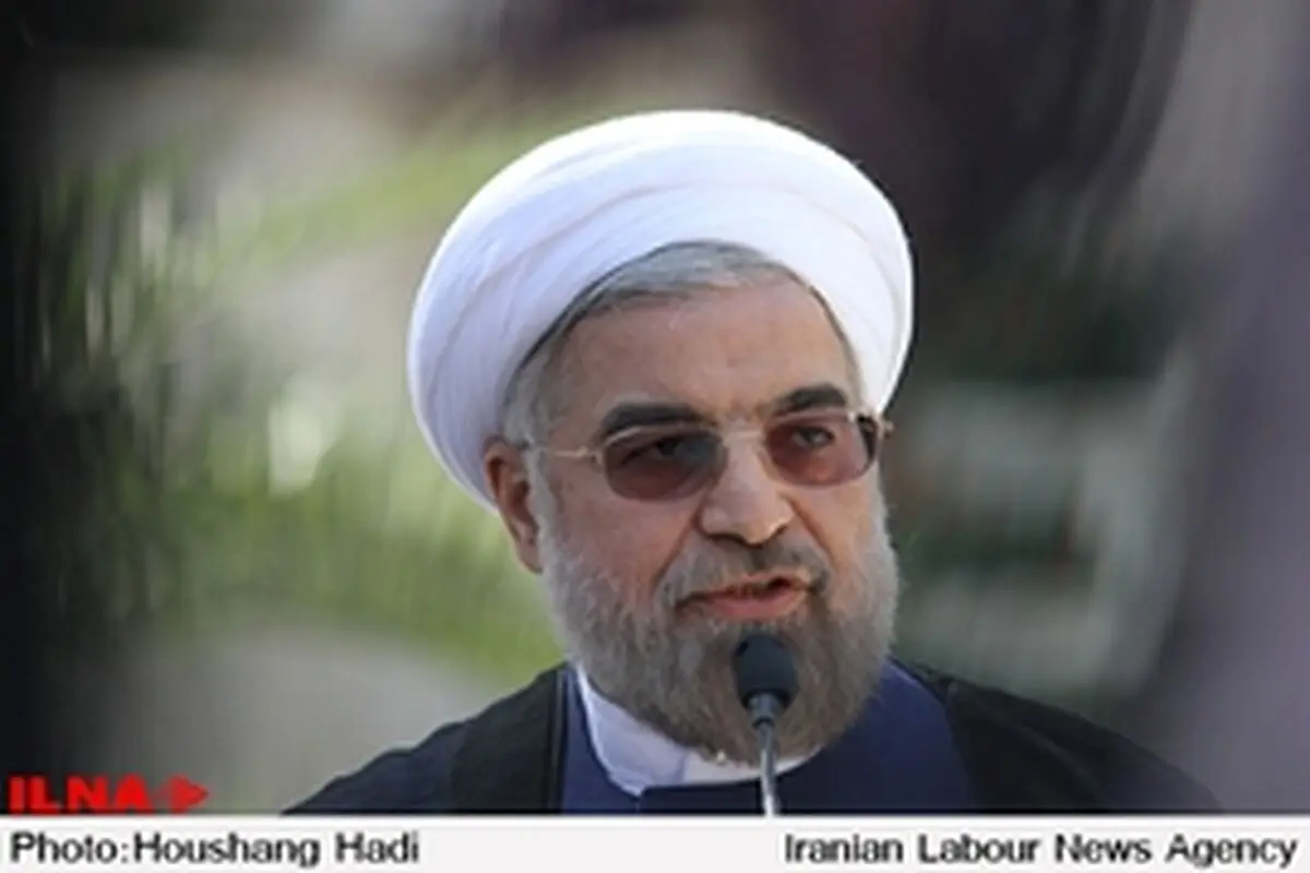 بازدید روحانی از نمایشگاه دستاوردهای فضایی