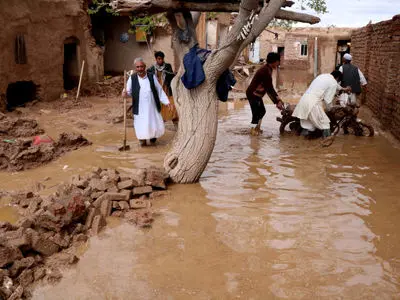 دست‌کم ۲۰‌ کشته در پی جاری شدن سیلاب در افغانستان 
