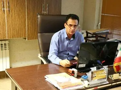 تحویل فیش‌های نوسازی سالیانه شهروندان لاهیجانی درب منازل