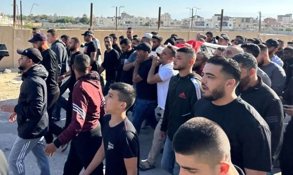 شهادت یک جوان فلسطینی به ضرب گلوله نظامیان صهیونیست

