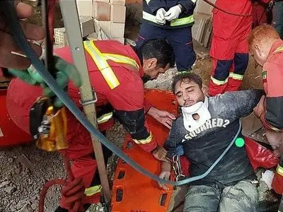 سقوط کارگر در چاه ۱۰ متری در محله کیانشهر تهران