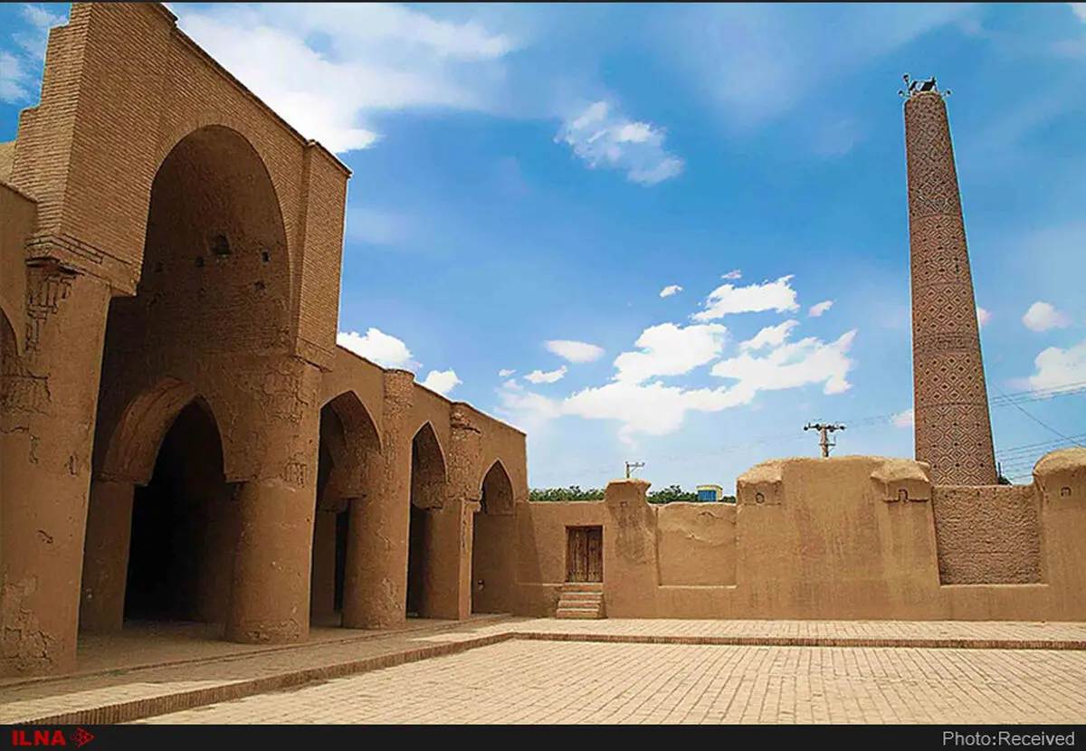 دامغان، زرند، بجستان، زهک و بافق خواهرخوانده شدند