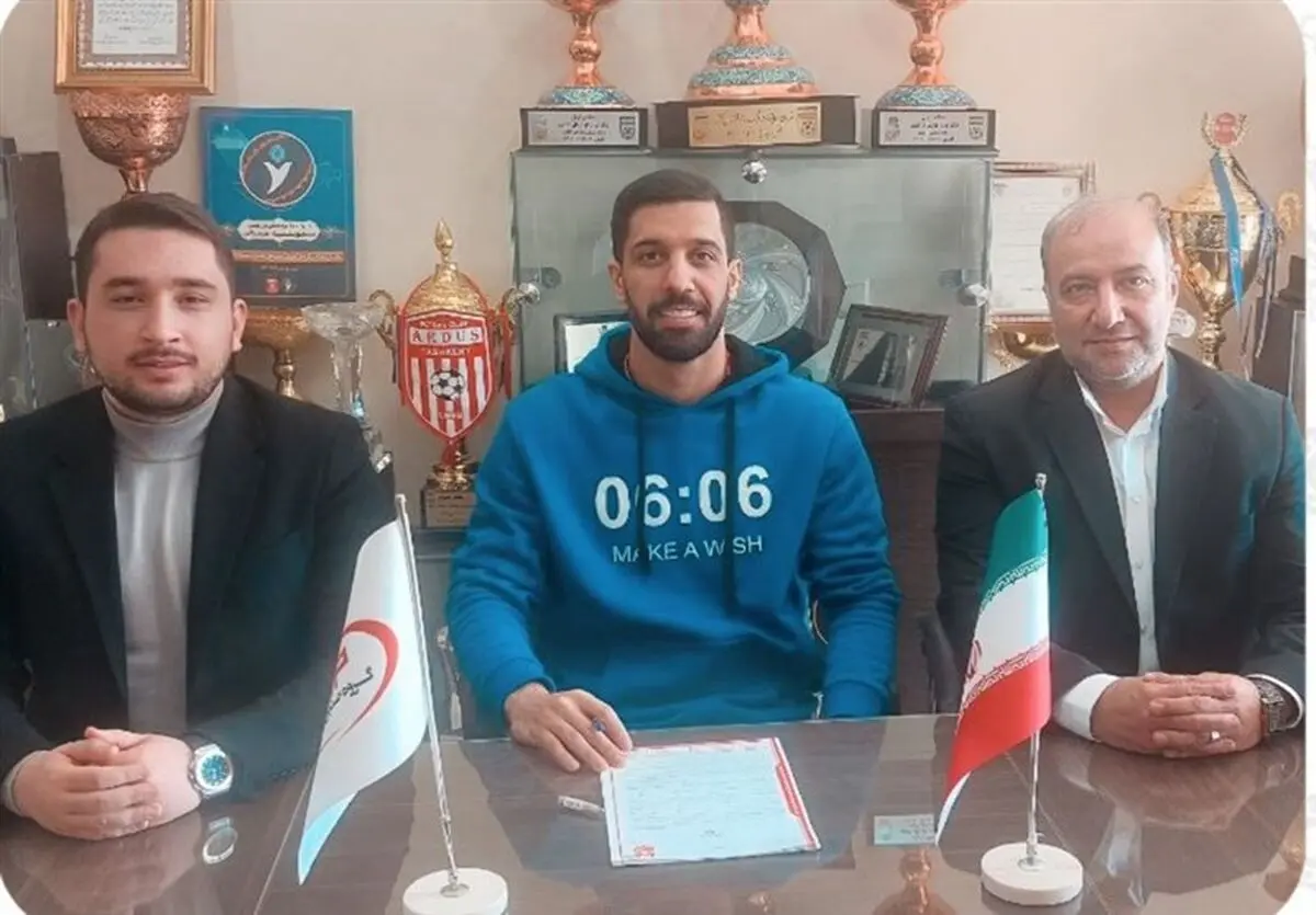  قرارداد سنگ سفیدی و آقای گل لیگ برتر با گیتی‌پسند تمدید شد
