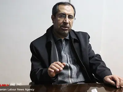 امام(ره)‌ به ما آموخت رمز بقای انقلاب، وحدت و انسجام همه اقشار است