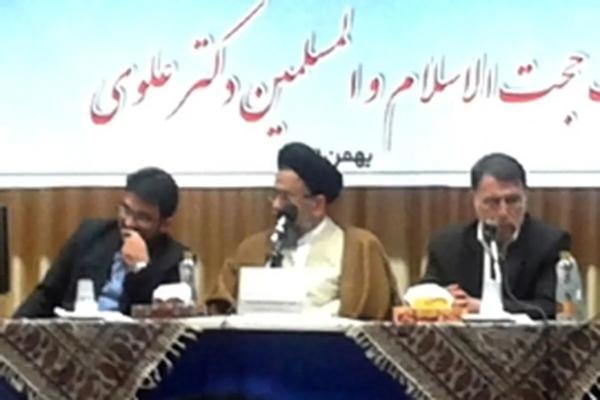 دولت امید کاذب در جامعه ایجاد نمی‌کند