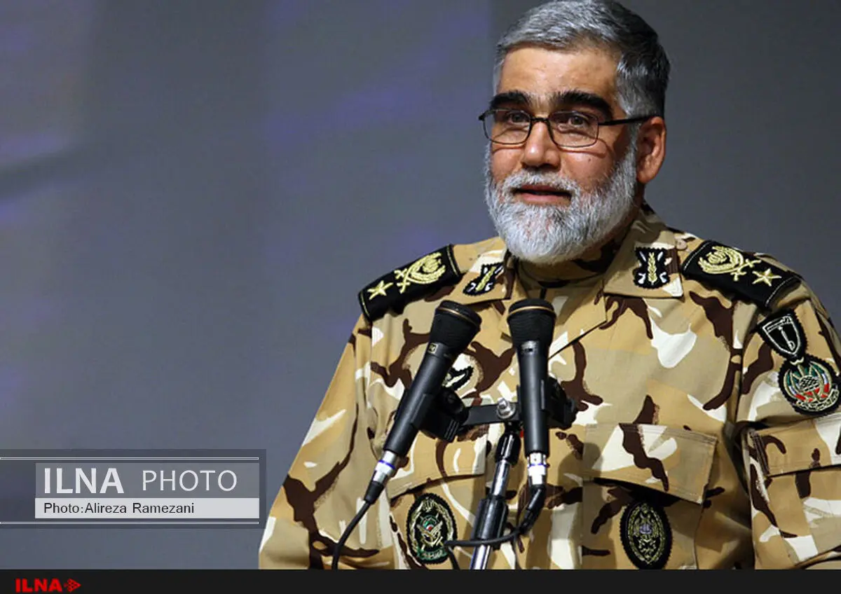  امیر پوردستان از پایگاه شکاری شهید یاسینی بوشهر  بازدید کرد