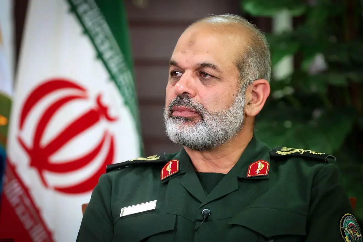  تهدید‌های دشمنان از روی بزدلی و ترس است