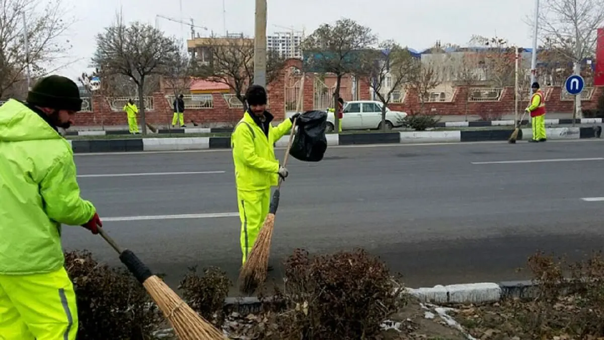 آغاز شهر تکانی در ارومیه با ۵۰۰ دستگاه ماشین آلات و ۱۰۰۰ نیروی خدماتی