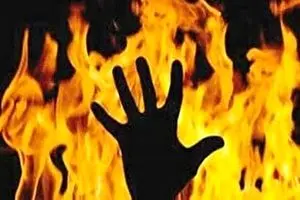 در انفجار کارخانه «فروسیلیس دامغان» ۳ کارگر دچار سوختگی شدند/ حال یک مصدوم وخیم است
