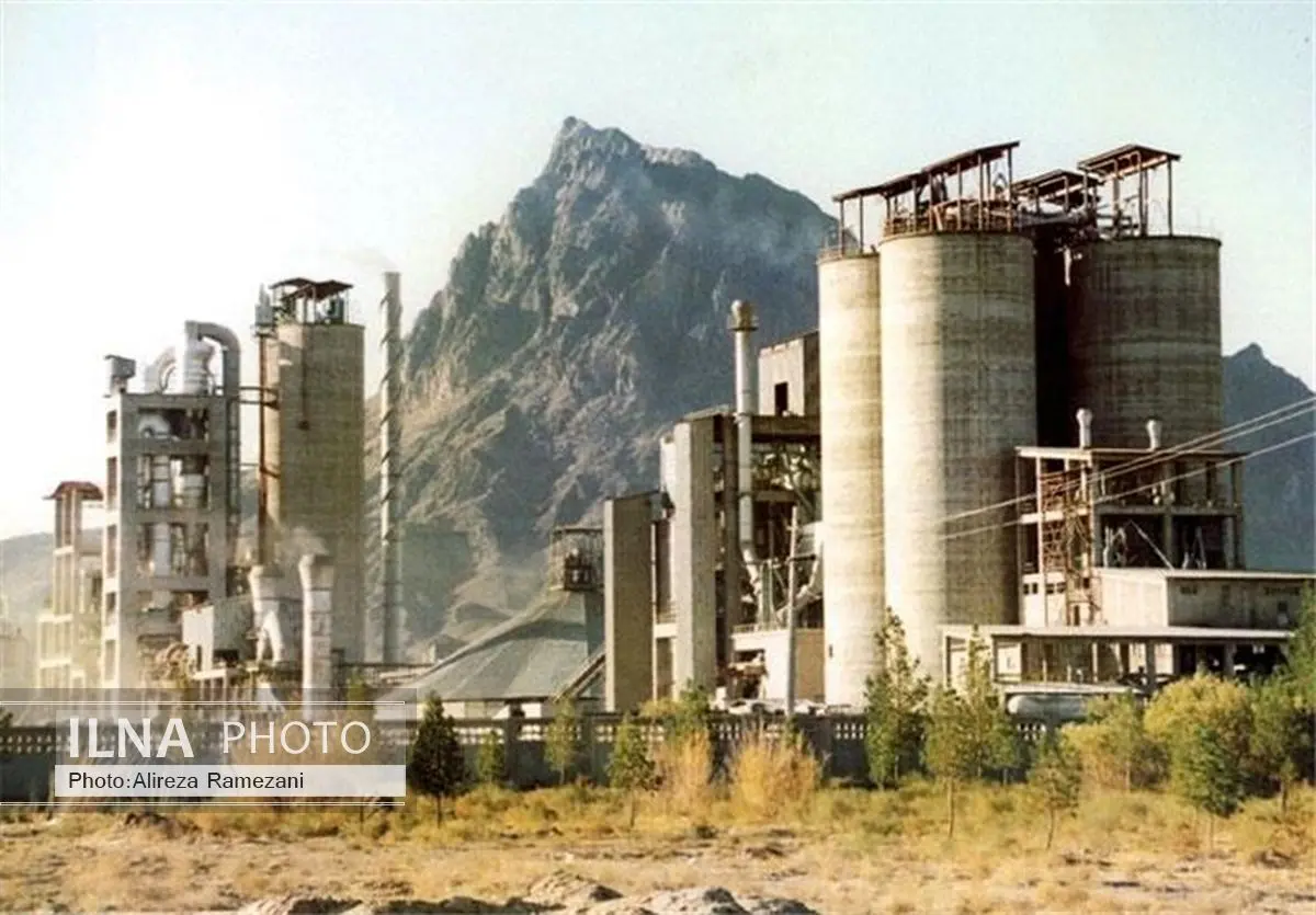 تعطیلی کارخانه سیمان آبیک، در کاهش ریزگردها موثر بود