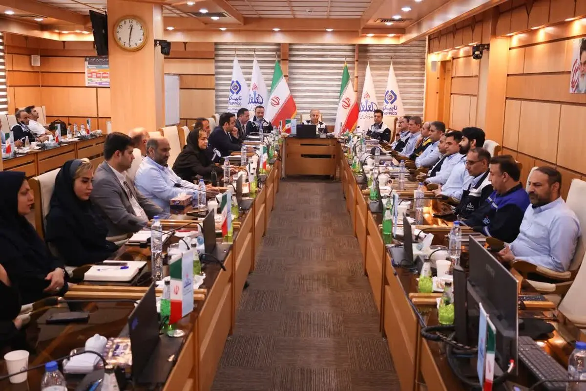استقرار و تمدید استانداردهای بین‌المللی در پتروشیمی فن‌آوران