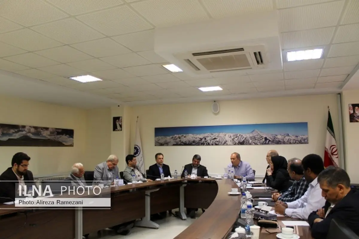 تعامل صنعت و دانشگاه خروجی ملموس داشته باشد