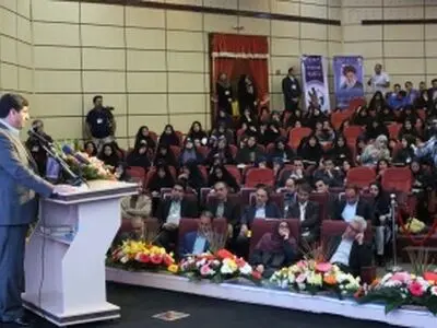 40 درصد بیکاران مدرک دانشگاهی دارند