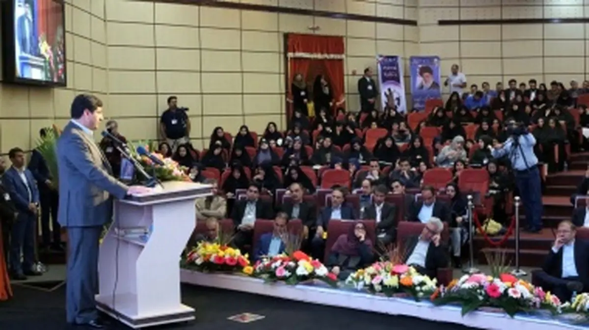 40 درصد بیکاران مدرک دانشگاهی دارند