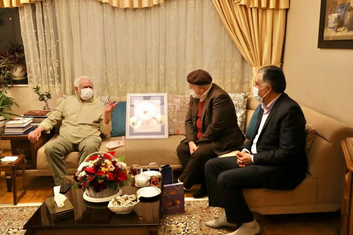 ردپای ارژنگ‌نژاد از تهران تا مشهد دیده می‌شود/ المان میدان حر نمادی از تسلط عقل بر جهل است