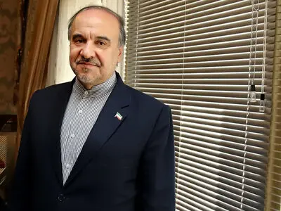 تماس تلفنی دکتر سلطانی فر با داودی و مرادی: ​همت شما دل مردم را شاد کرد