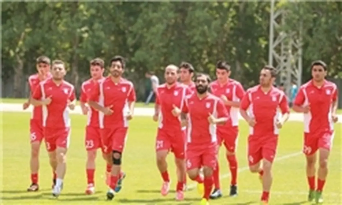 درخواست گل‌محمدی از تراکتوری‌ها و توصیه مربی بدنساز به بازیکنان