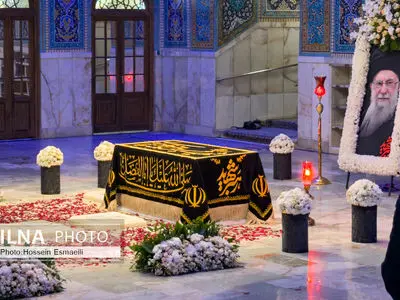 رواق دارالذکر؛ محل تدفین رهبر شهید انقلاب