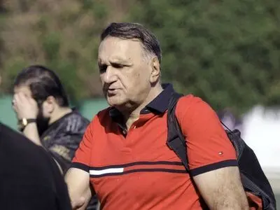 کری پیشکسوت پرسپولیس: با عصا هم دوست داریم قهرمان و برنده شویم

