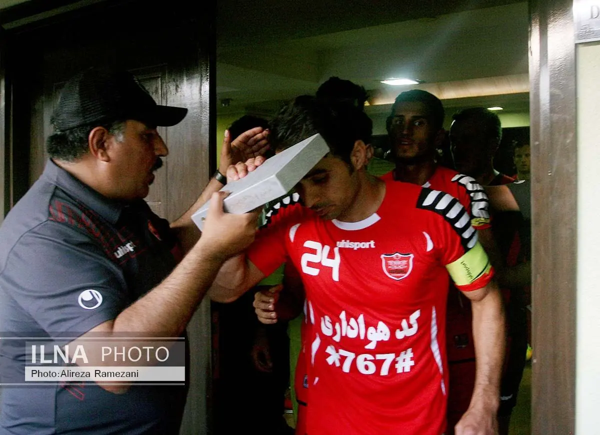 ترکیب 11 نفره پرسپولیس مقابل فولاد خوزستان