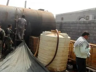 کشف محل دپو هزاران لیتر سوخت قاچاق در بندر چیروئیه هرمزگان
