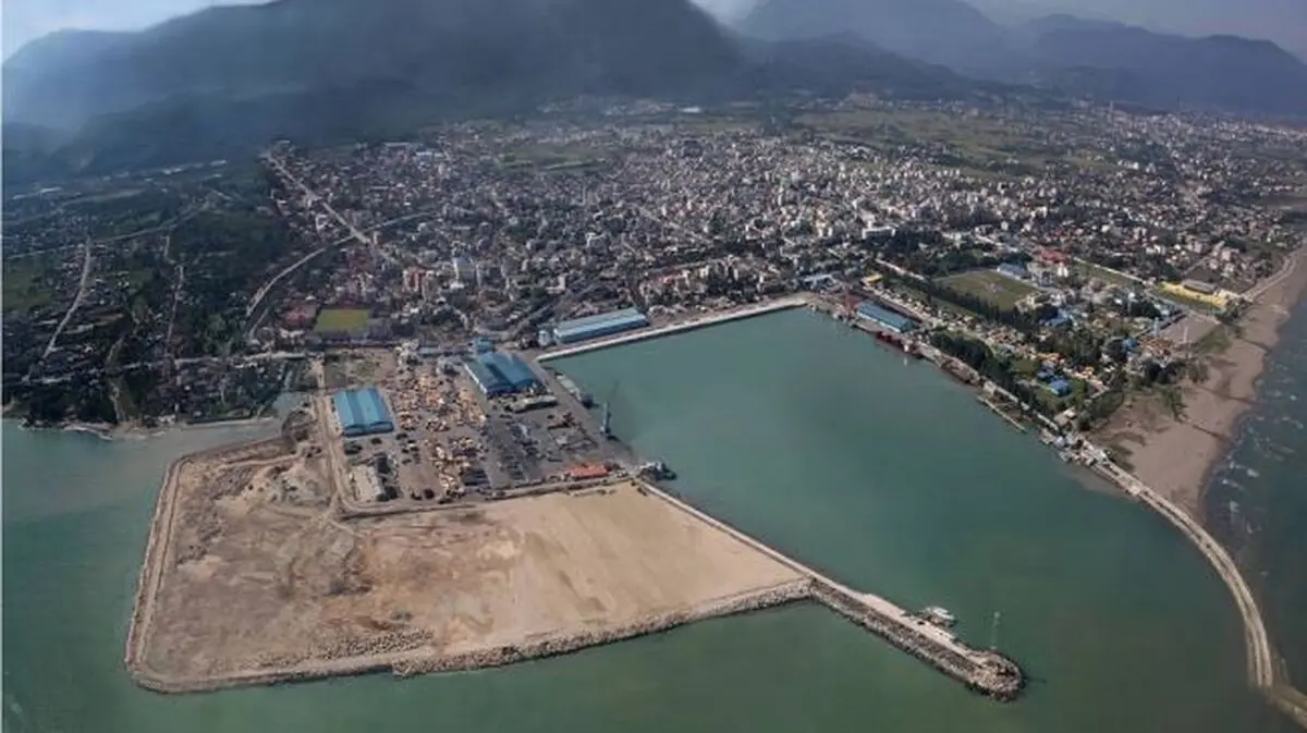 Iran to cooperate with German FHM University on Chabahar transport